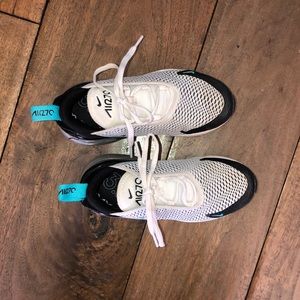 Nike air 270 shoes